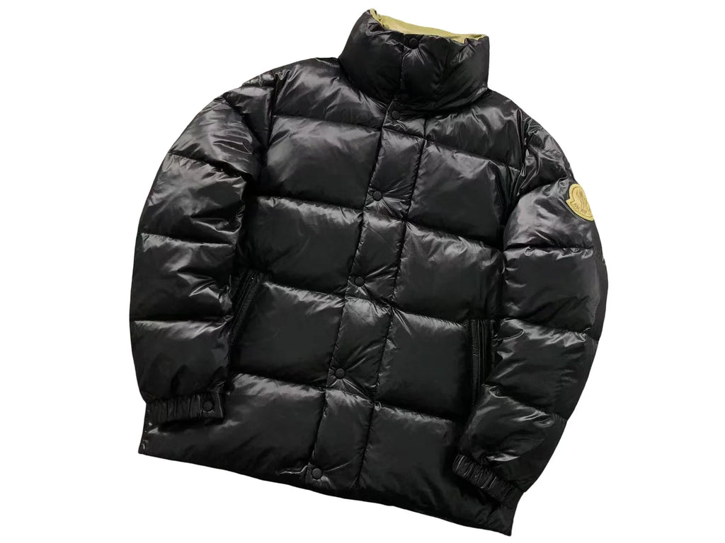 Moncler Sumido Down Jacket — Black